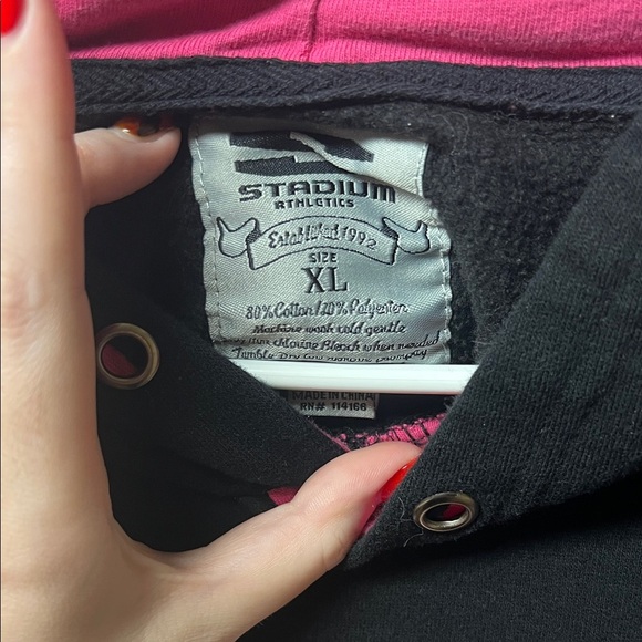 Florida Gators Sweatshirt, XL Womens, Black & Pink - Picture 2 of 4